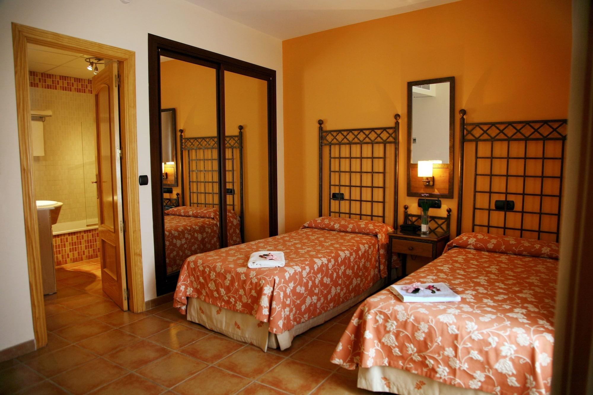 Ele Santabarbara Hotel กาสติเญฮา เด ลาเกวสตา ภายนอก รูปภาพ