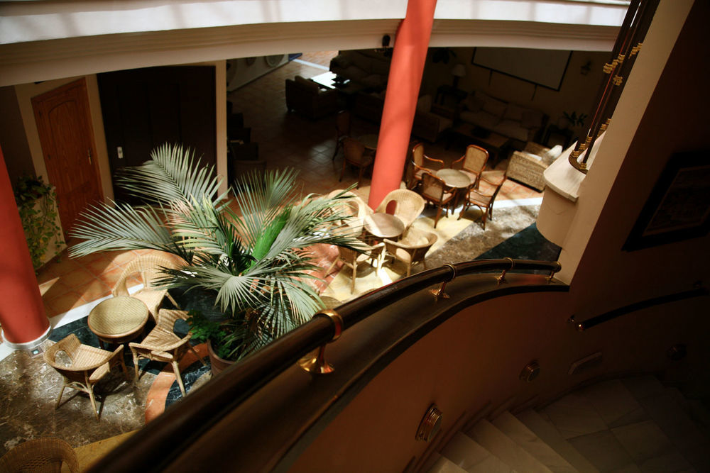 Ele Santabarbara Hotel กาสติเญฮา เด ลาเกวสตา ภายนอก รูปภาพ