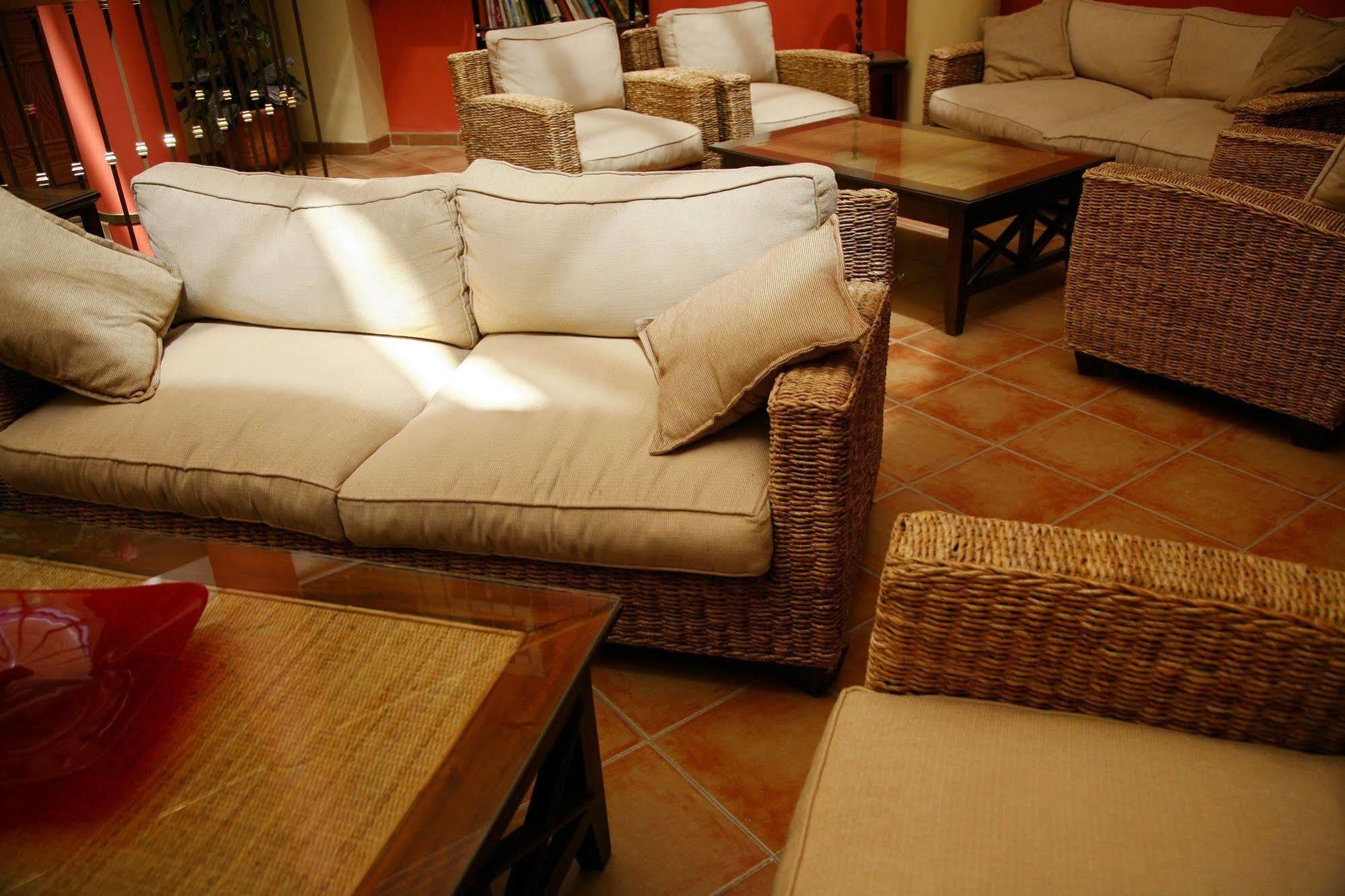 Ele Santabarbara Hotel กาสติเญฮา เด ลาเกวสตา ภายนอก รูปภาพ